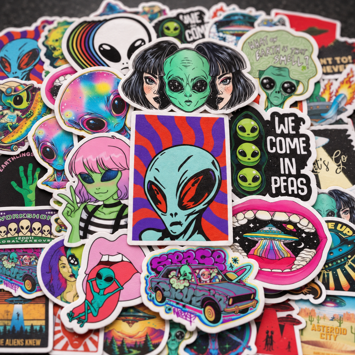 Greetings, Earthlings! - 50pcs