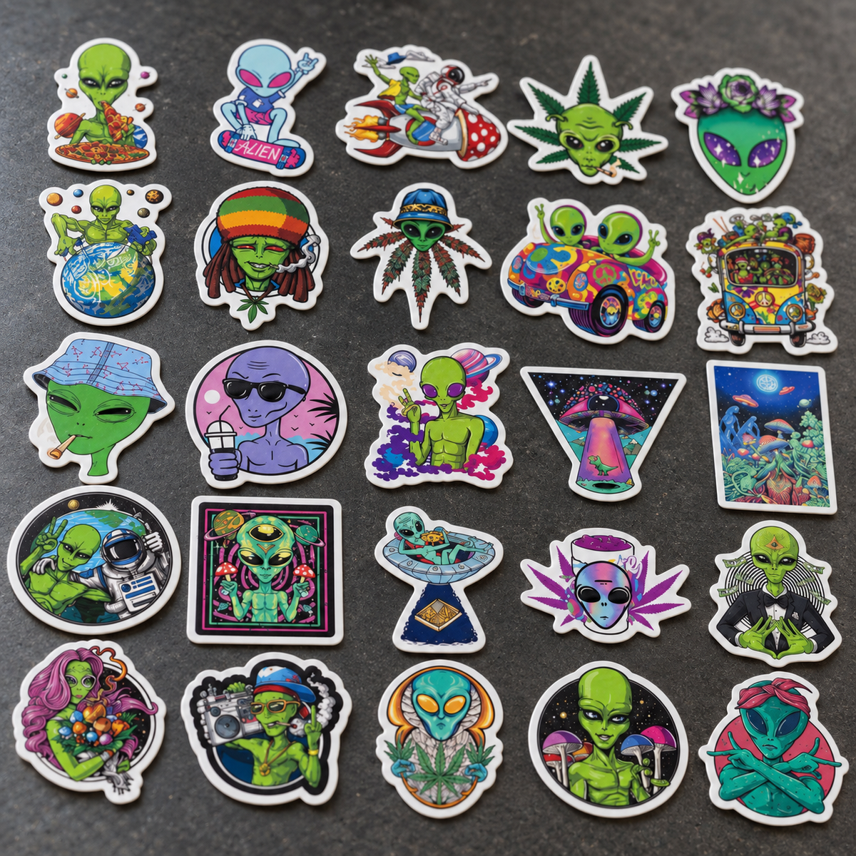 Trippin Aliens! - 50pcs